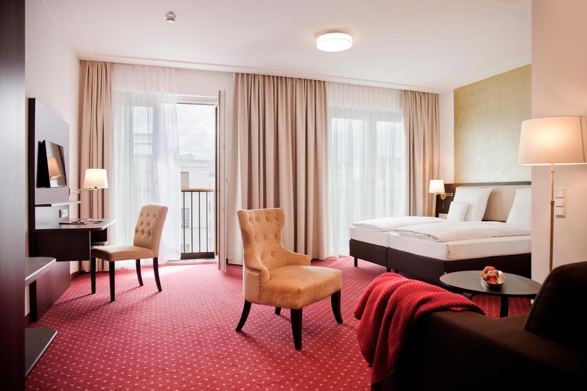 โกลด์ ปาแล โฮเทล Hotel เบอร์ลิน ภายนอก รูปภาพ